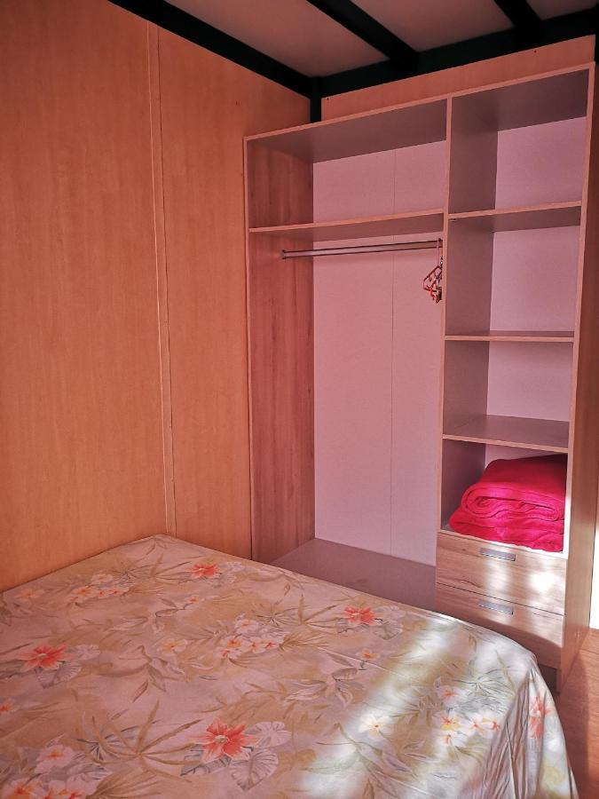 Les Agapanthes Villa เลอ ตอมปง ภายนอก รูปภาพ